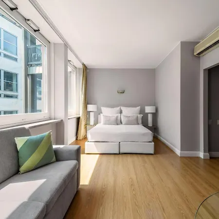 Ξενοδοχείο με διαμερίσματα Adore