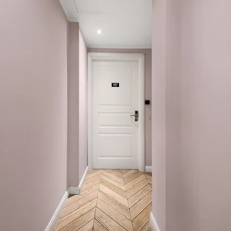 Hotel apartamentowy Adore Mediolan