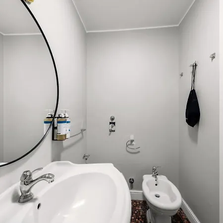 Hotel apartamentowy Adore Mediolan