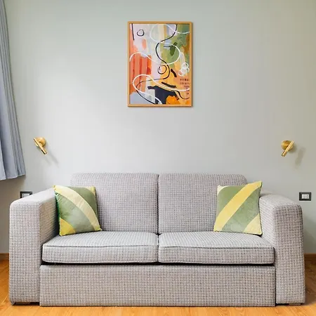 Aparthotel Adore